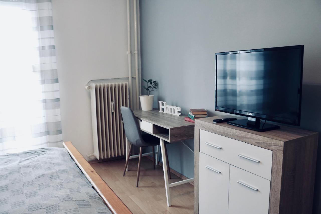 Szabadsag Apartman Pecs Exterior photo