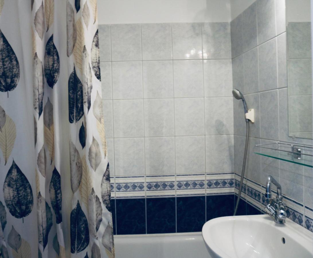 Szabadsag Apartman Pecs Exterior photo